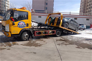 让胡路救援拖车费用怎么算