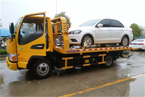 让胡路附近拖车救援24小时服务热线